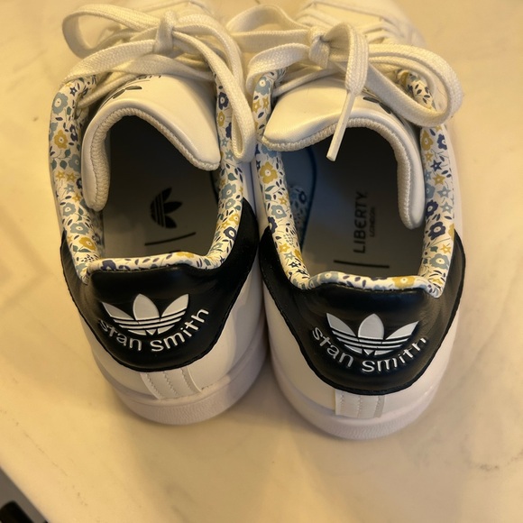 adidas White Floral Stan Smith Sneakers with Blue and Yellow Accents - Picture 5 of 5